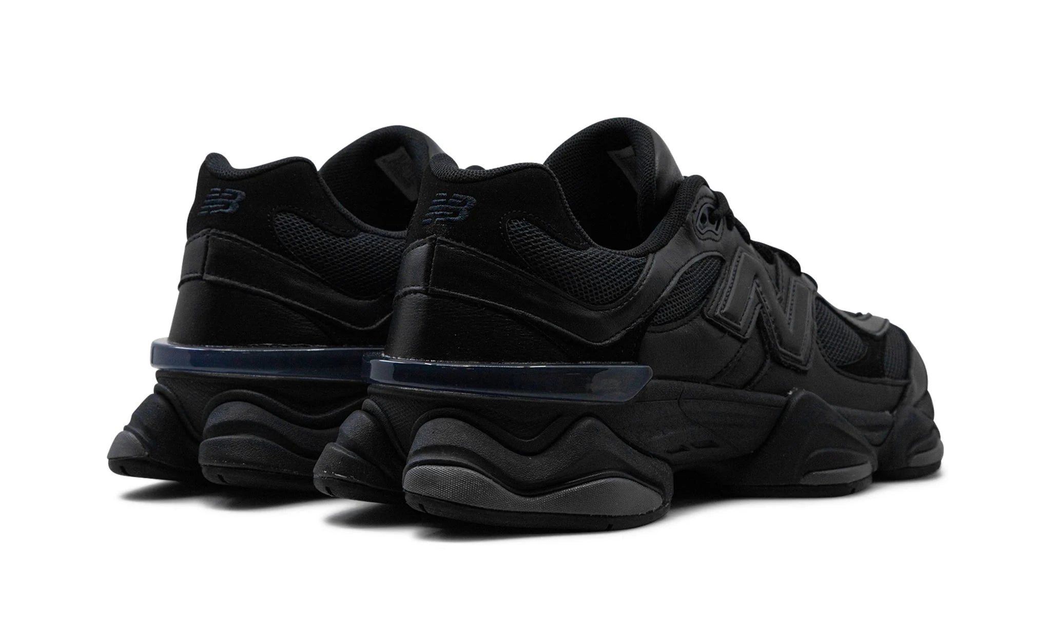 New Balance 9060 Triple Black Leather - New Balance Zwart