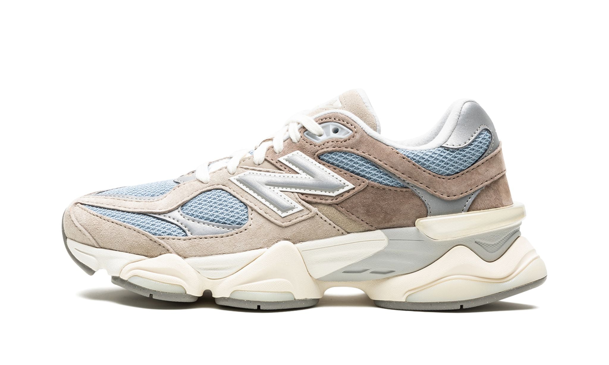 New Balance 9060 Sea Salt Blue - New Balance - Pirri - New Balance Beige